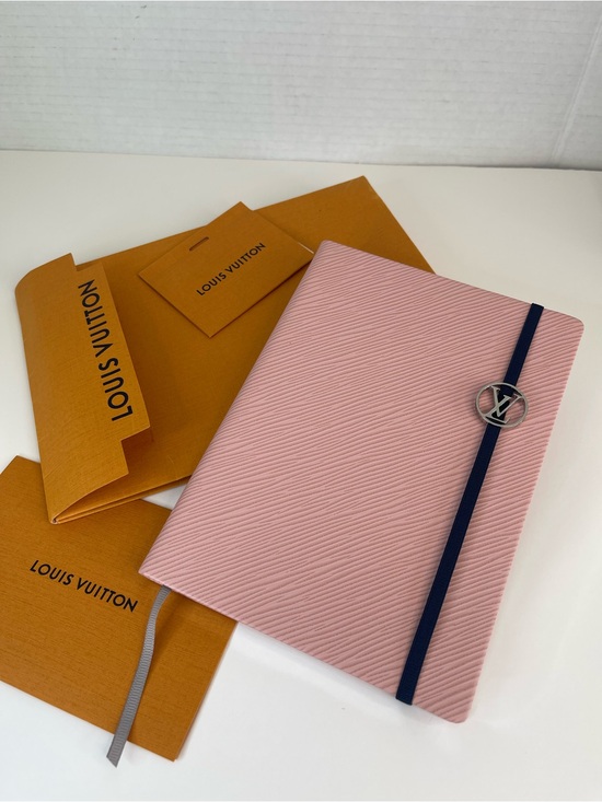 Louis Vuitton Other - Louis Vuitton Epi Gustave MM notebook
